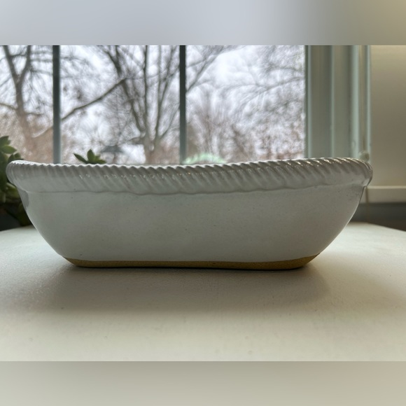 Blue iris handmade off white pottery ribbed edge casserole dish stamped - Picture 2 of 7